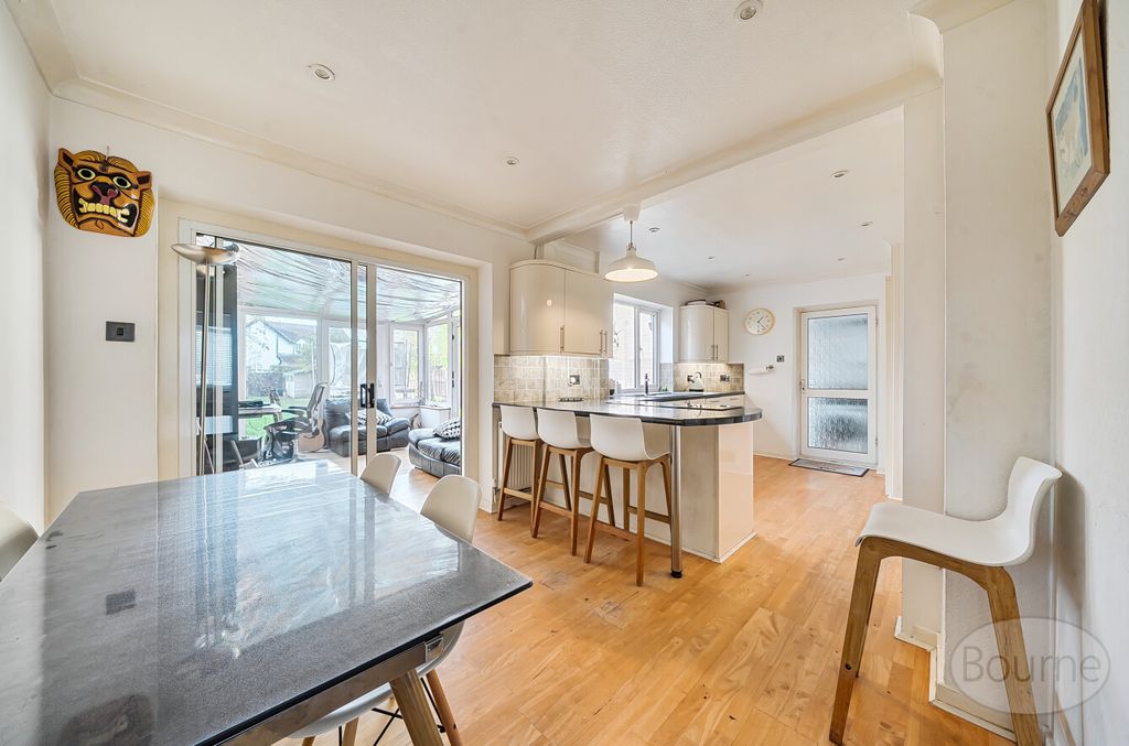 Property photo 3 of 19 Acc81516-36E0-46B...