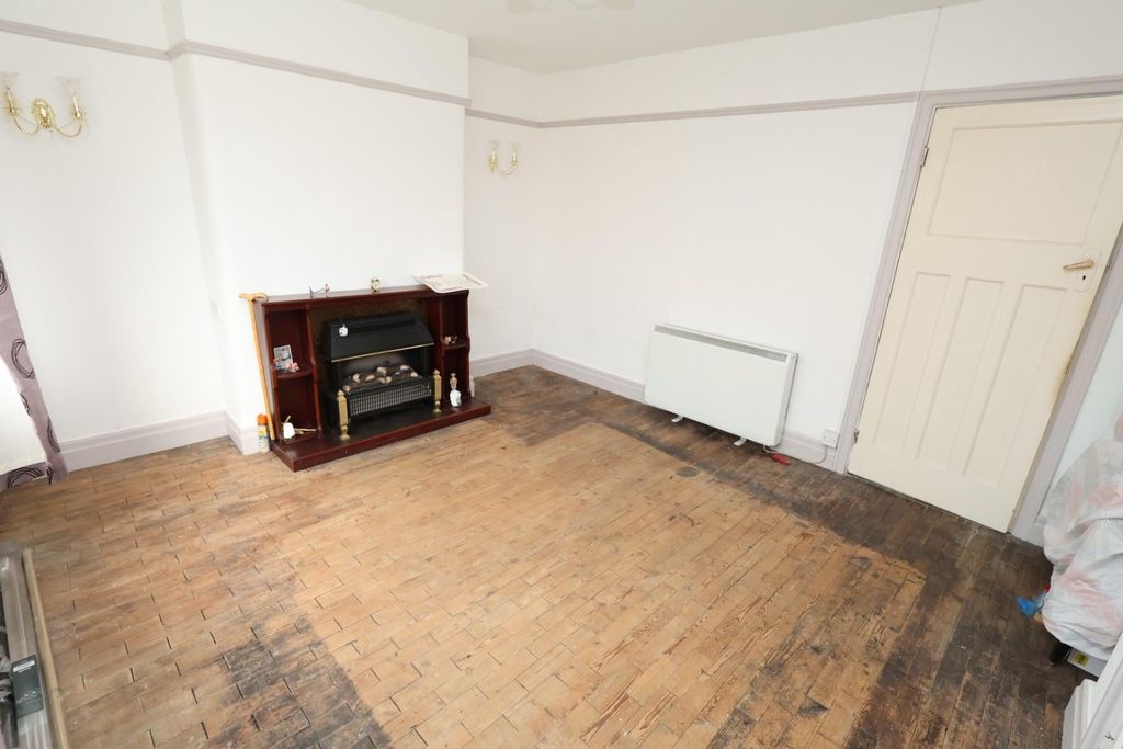 Property photo 2 of 15 11.Jpg