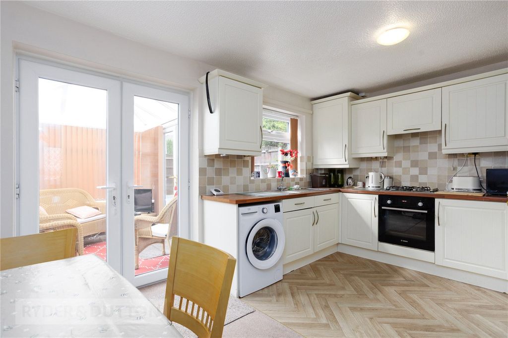 Property photo 1 of 19 Kitchen Diner