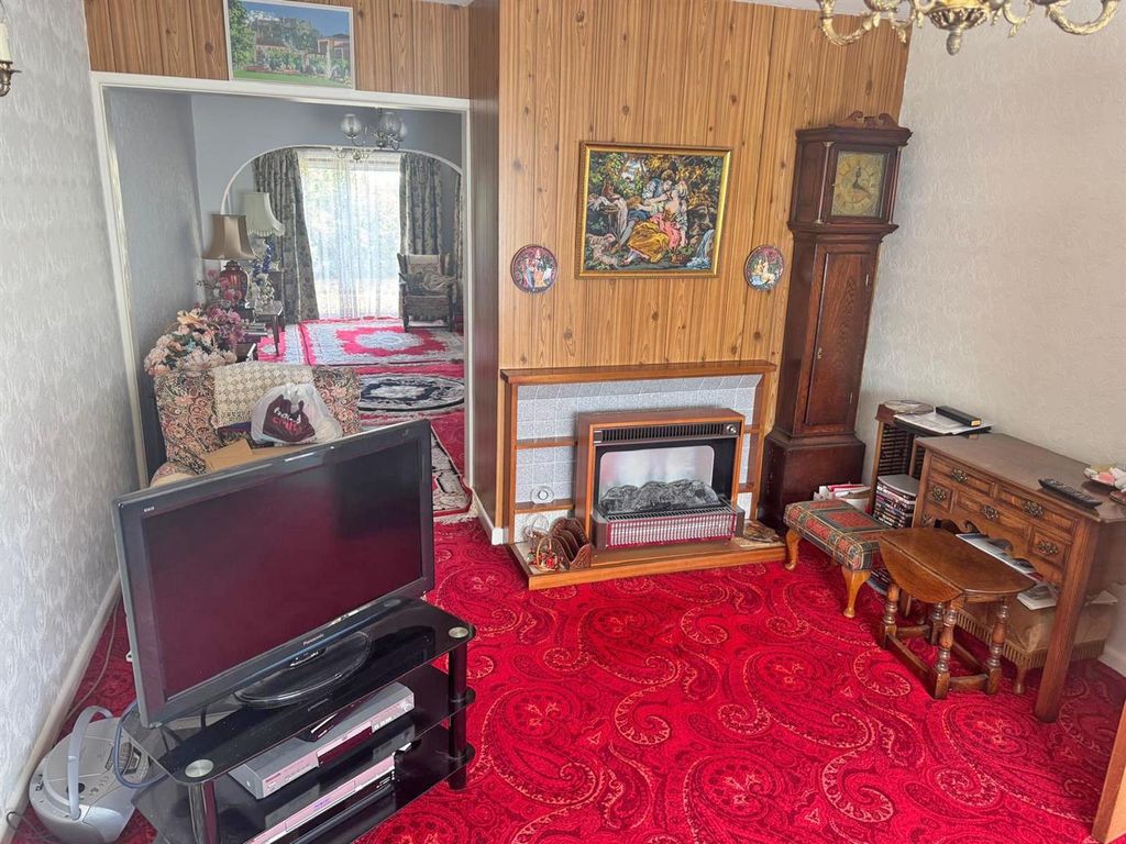 Property photo 2 of 8 Living Room