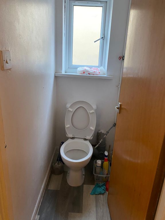 Property photo 2 of 3