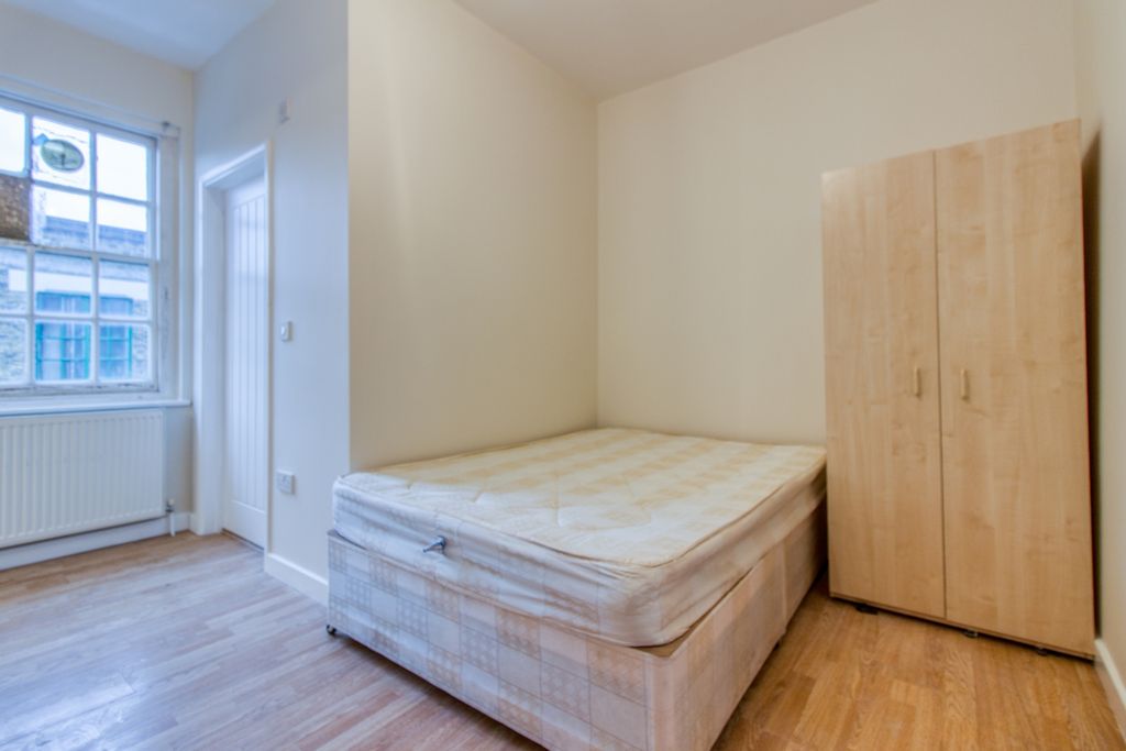 Property photo 3 of 5 Photo 3