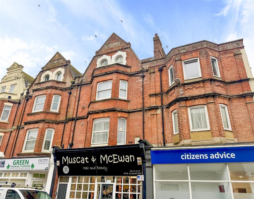 Property photo 1 of 11