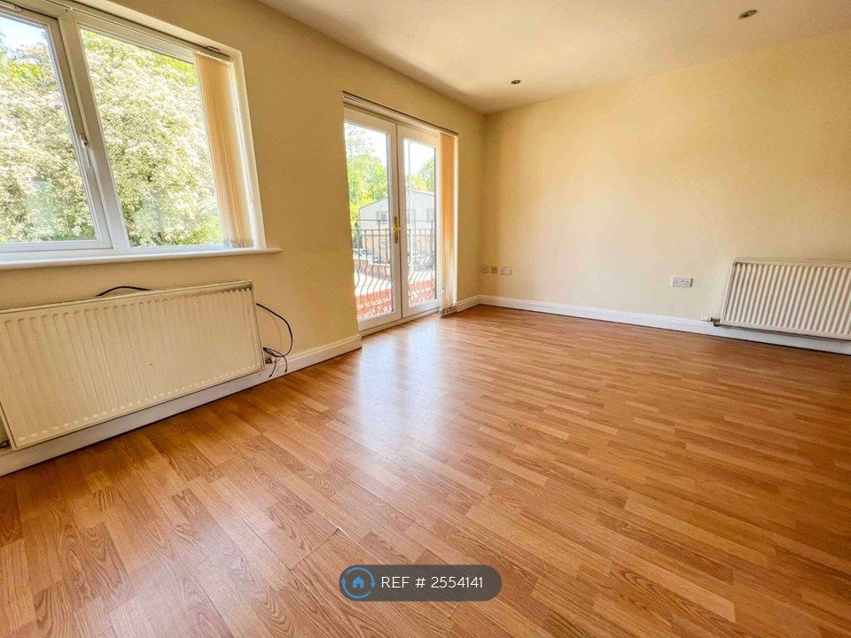 Property photo 3 of 30