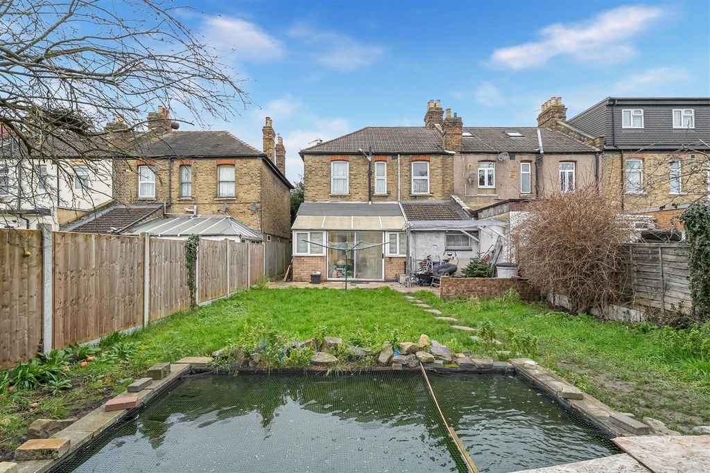 Property photo 2 of 19 01A.Jpg