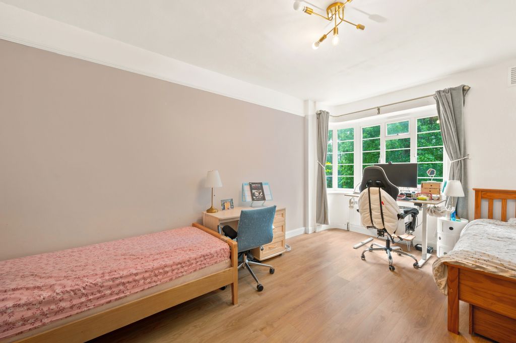 Property photo 2 of 10 Picture No. 05