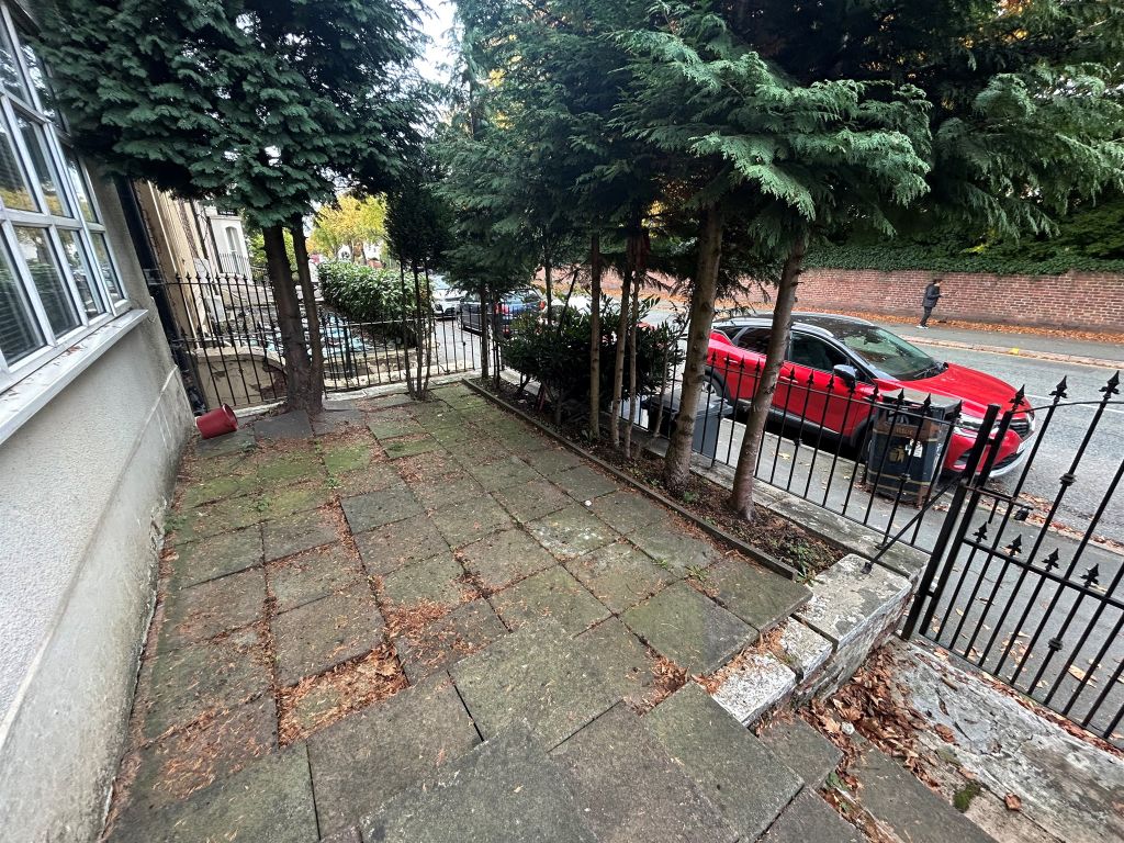 Property photo 2 of 3