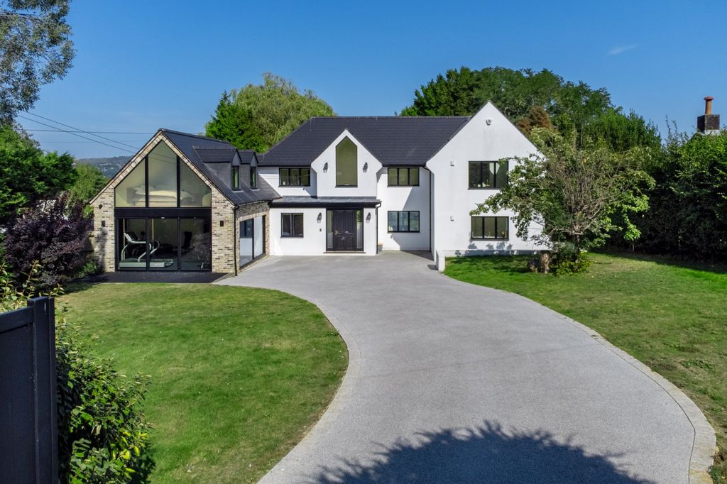 Property photo 1 of 18 Front Elevation