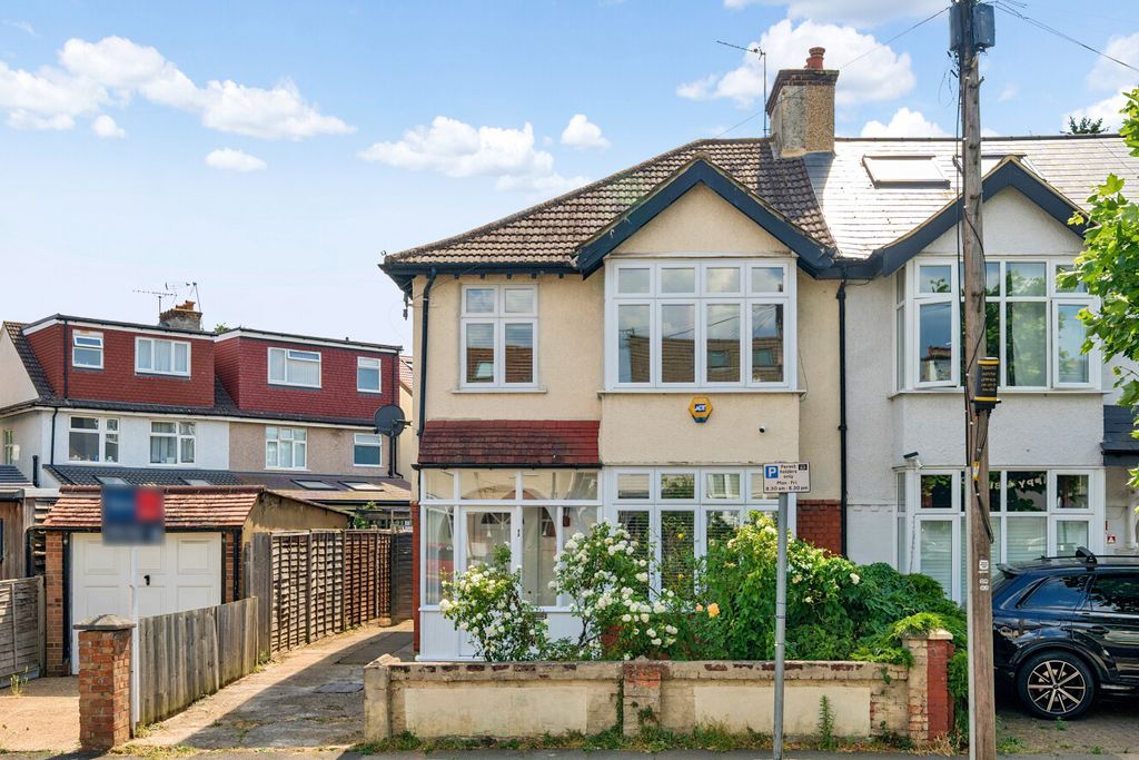 Property photo 1 of 16 1-6A5924ba8d4B1-1...