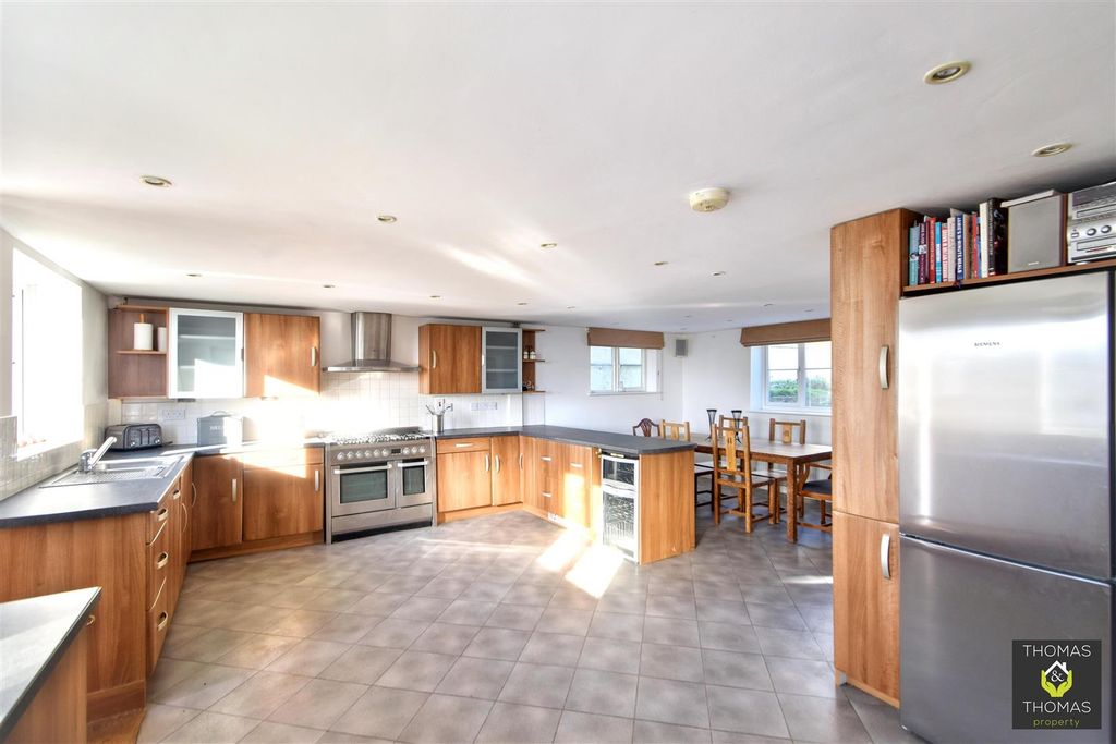 Property photo 2 of 25 Dsc_0425.Jpg