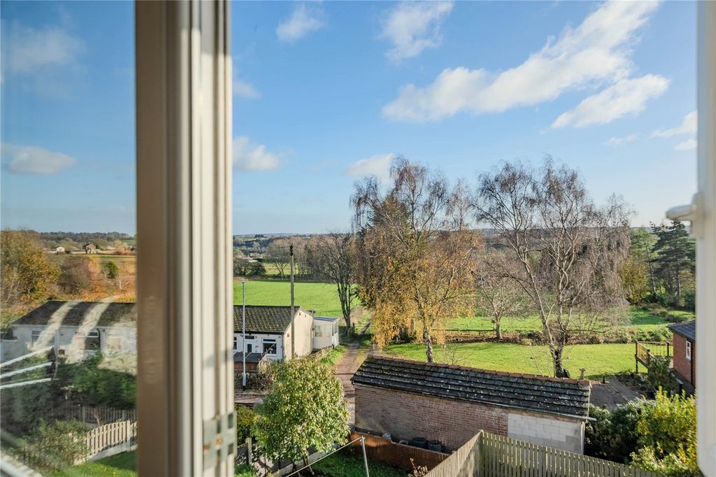 Property photo 1 of 23 Picture No. 03