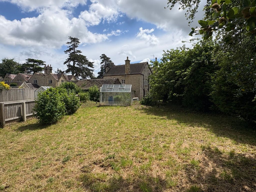Property photo 2 of 14 Picture No. 19