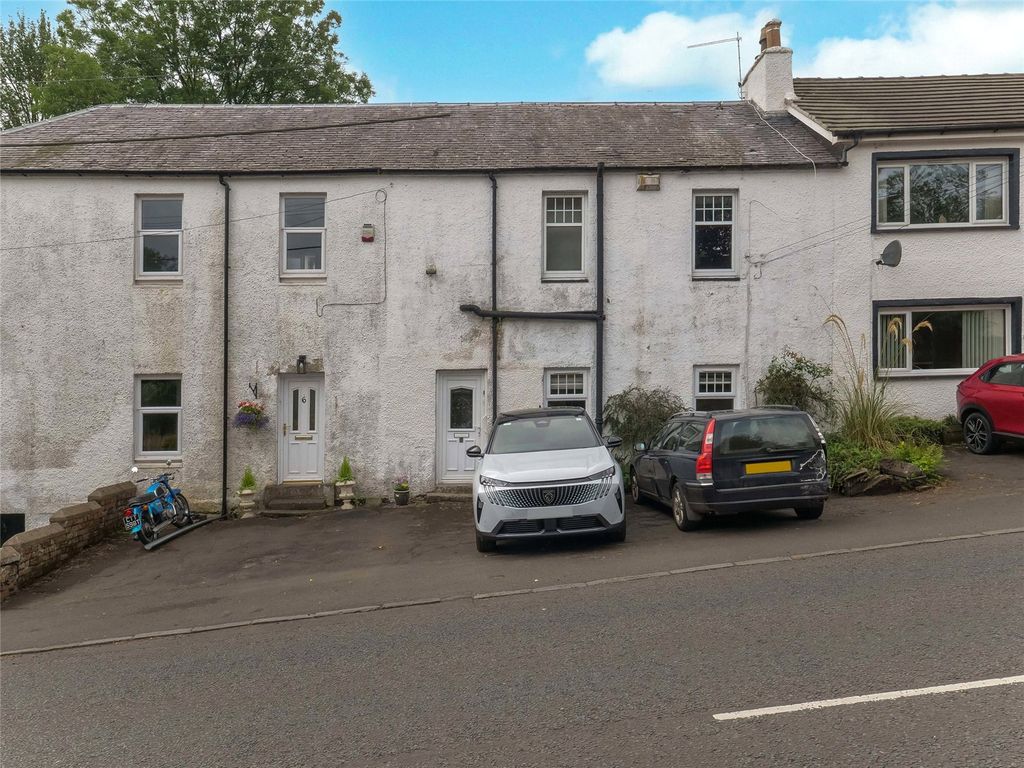 Property photo 1 of 19 External