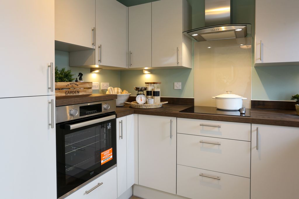 Property photo 3 of 14 Show Home Kitchen