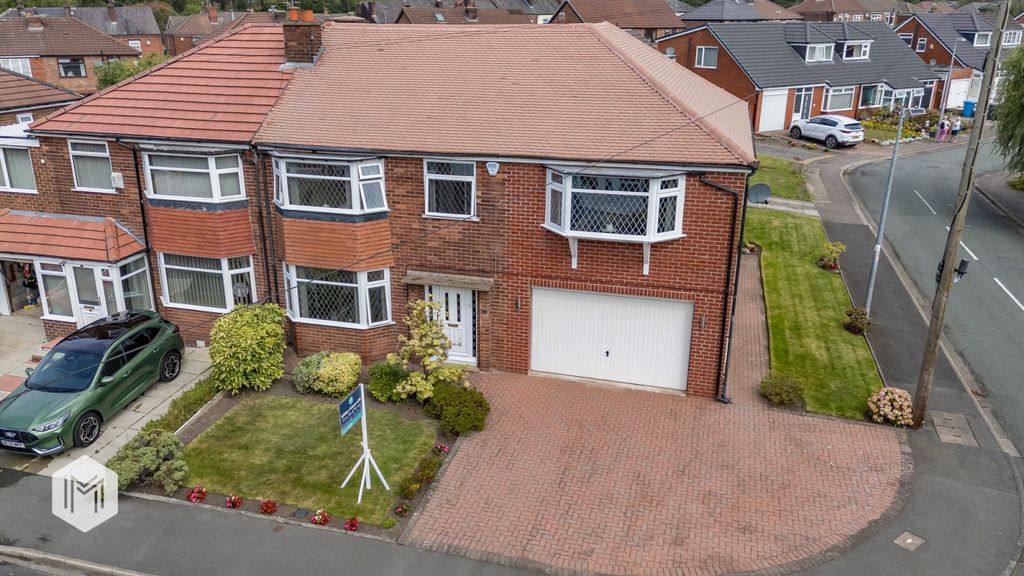 Property photo 1 of 33 Picture No. 26