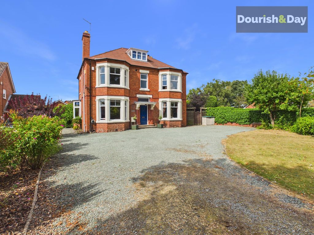 Property photo 1 of 52