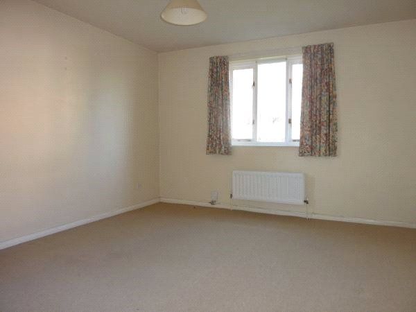 Property photo 3 of 10 Image_03