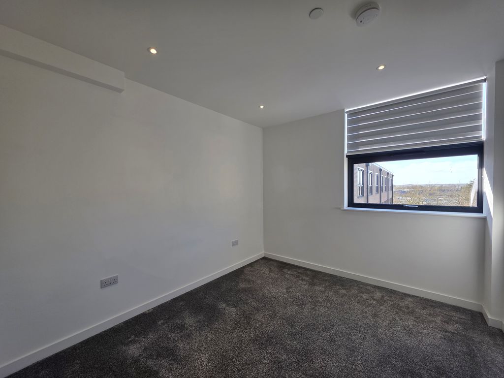 Property photo 3 of 4