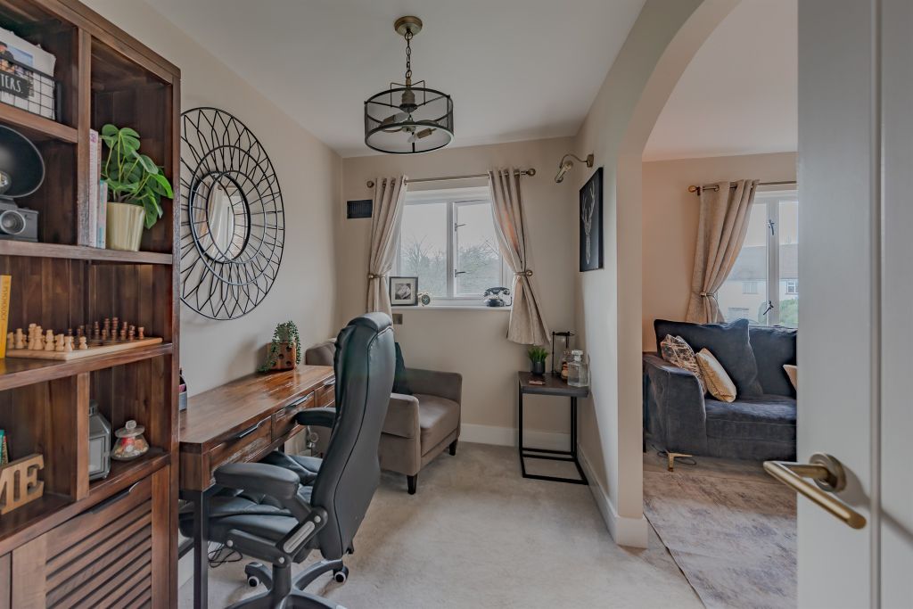 Property photo 3 of 19