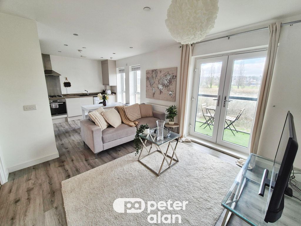 Property photo 3 of 14 Image