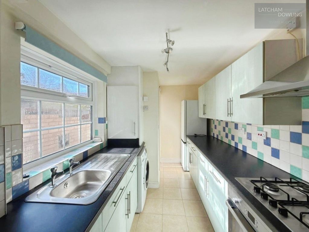 Property photo 2 of 17 Pbox-Img.Jpeg