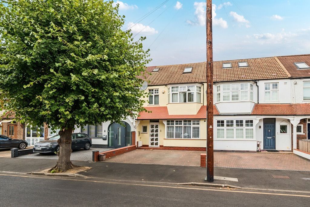 Property photo 1 of 16 Picture No. 02