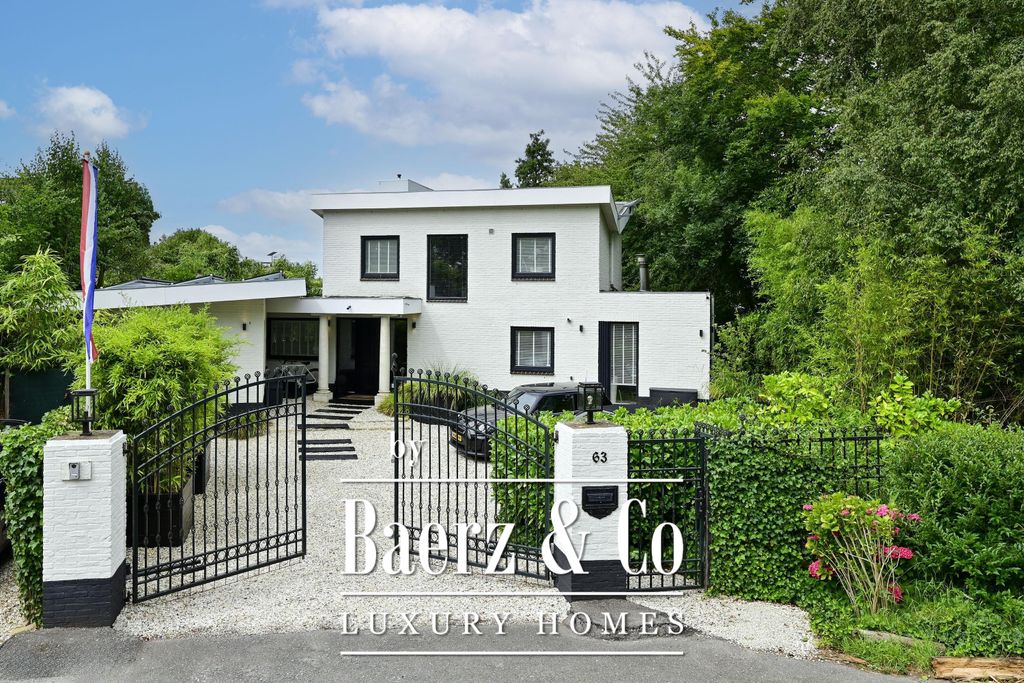 Property photo 1 of 44