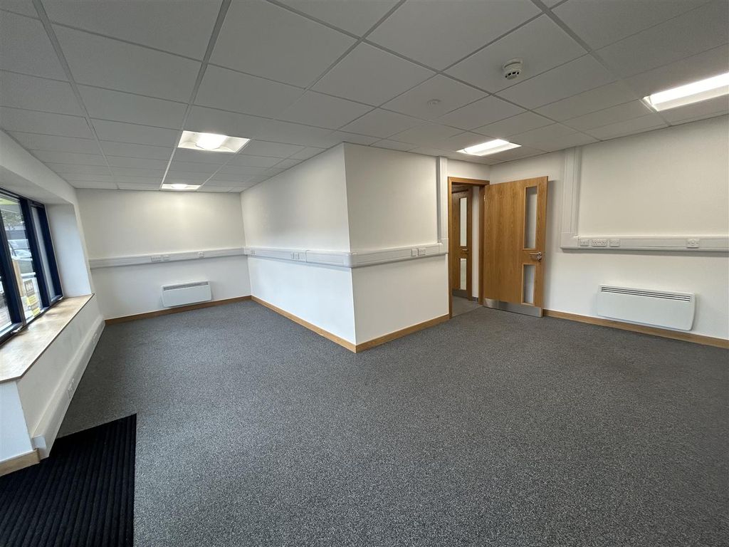 Property photo 3 of 9 Img_8812.Jpg