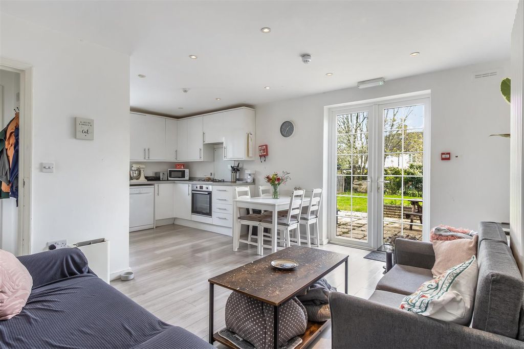 Property photo 2 of 18 Img_1203.Jpg