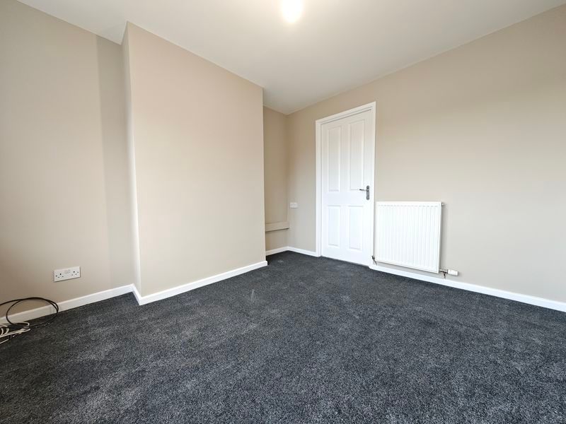 Property photo 3 of 10 Photo 3