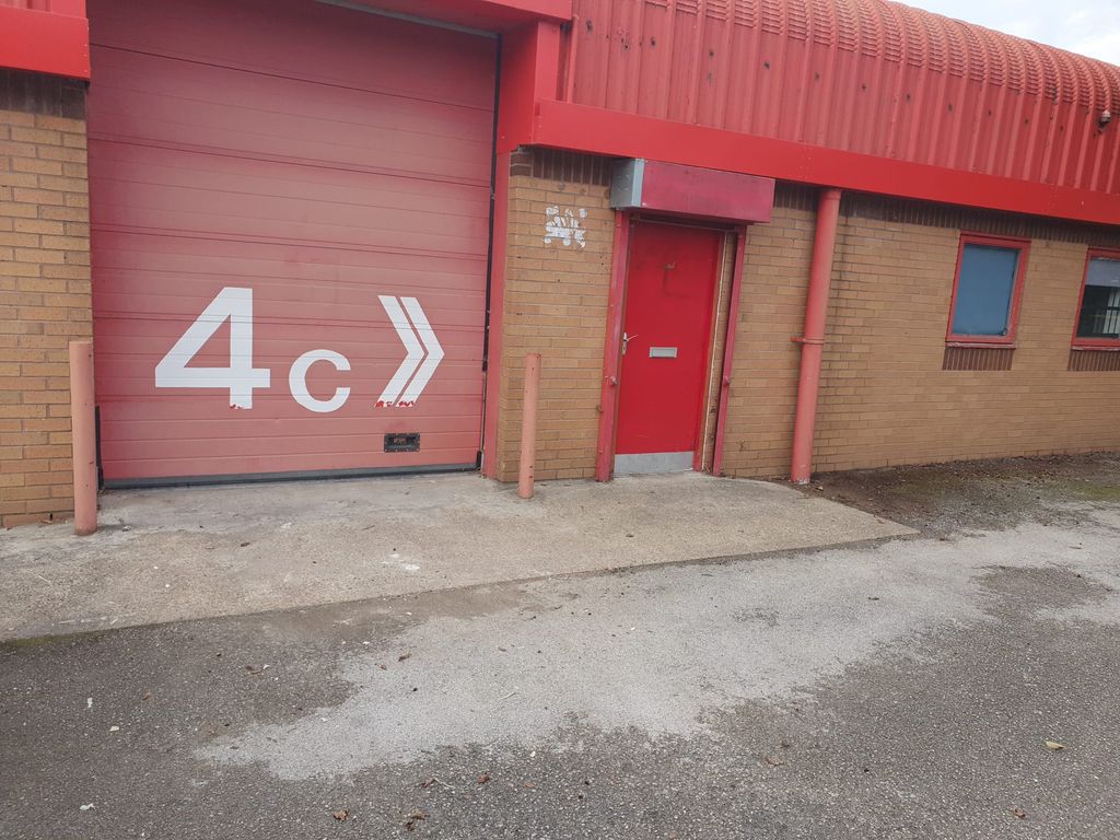 Property photo 1 of 4