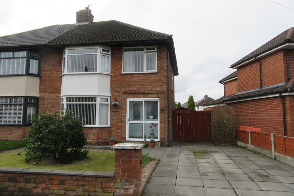 Property photo 1 of 18