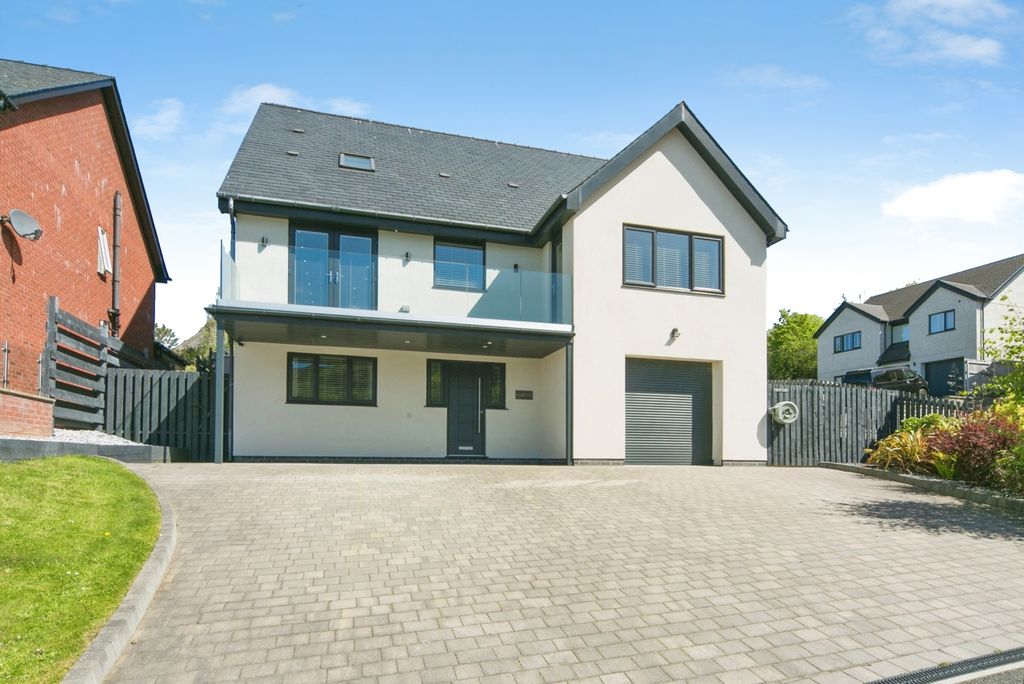 Property photo 1 of 20 Pbox-Img.Jpg