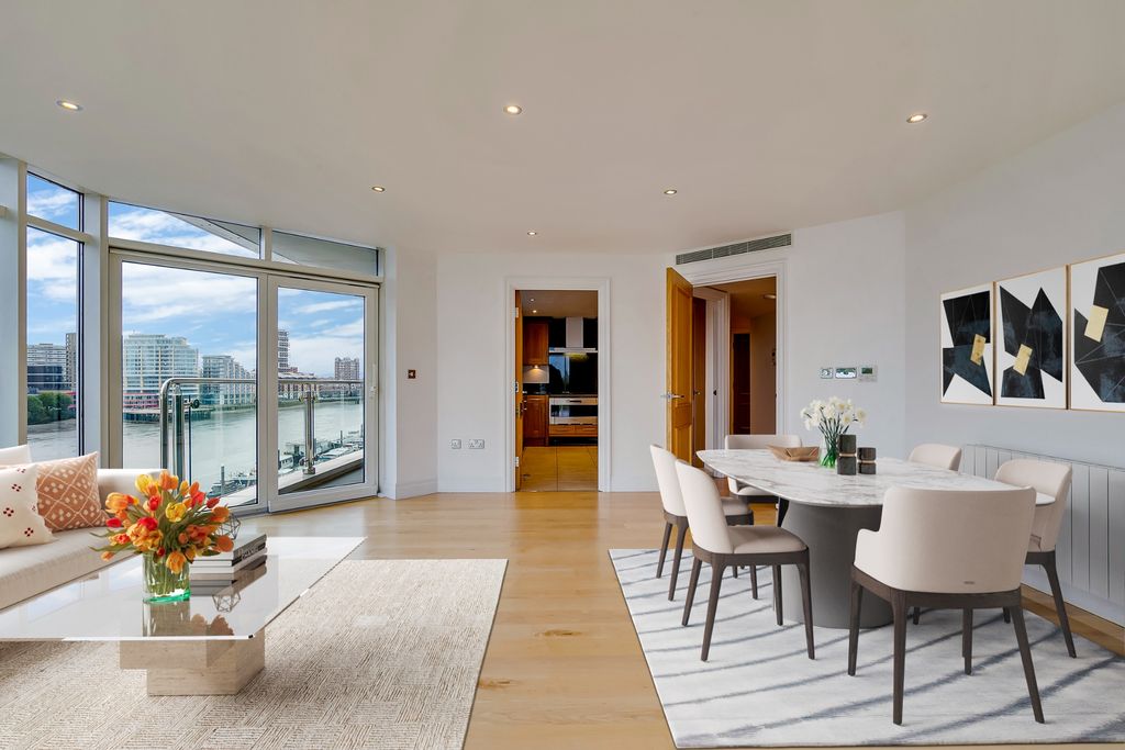 Property photo 3 of 17 Photo 21