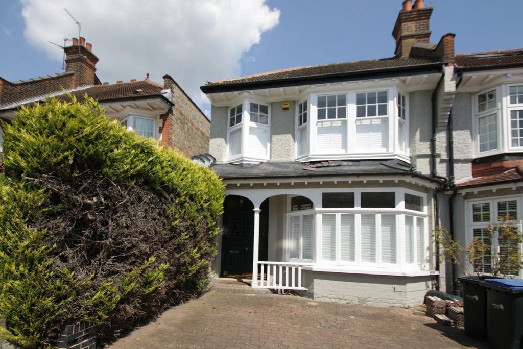 Property photo 1 of 13