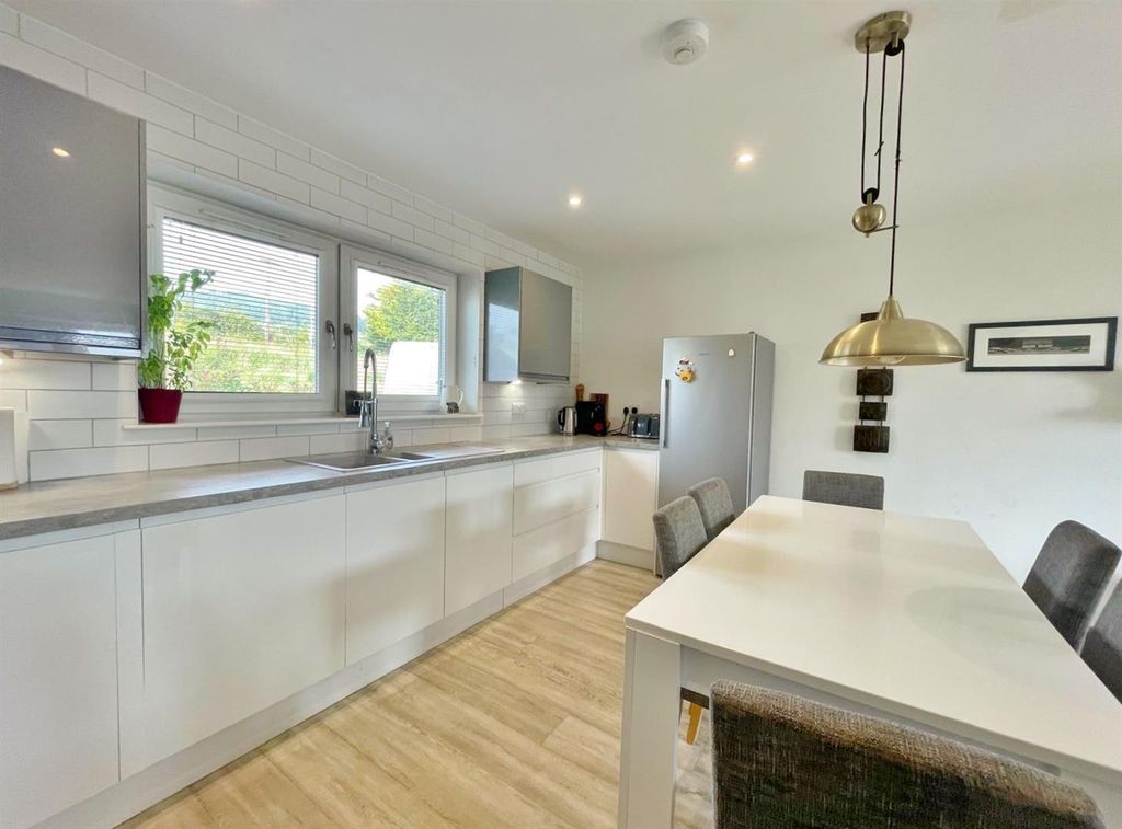 Property photo 2 of 37 Kitchen