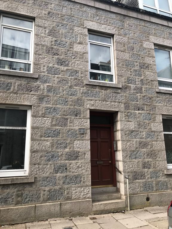 Property photo 3 of 7