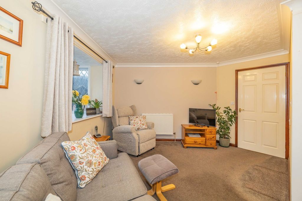 Property photo 2 of 7 Picture 2