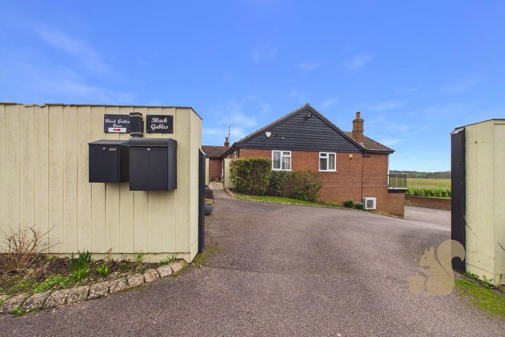 Property photo 3 of 46 Front