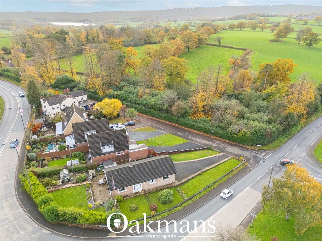 Property photo 2 of 33 Picture No. 57