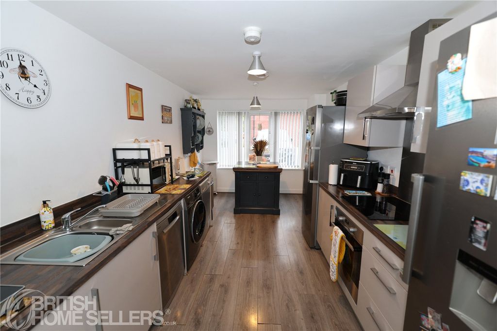 Property photo 2 of 24 Picture No. 07