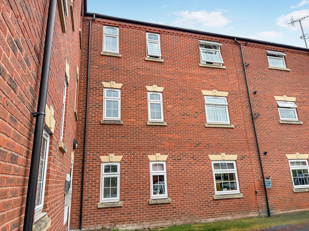 Property photo 3 of 16