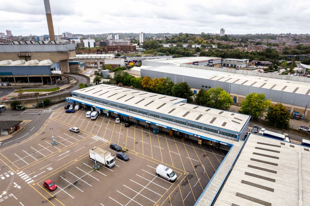 Property photo 3 of 8 20241002Nottingham Wholesale100