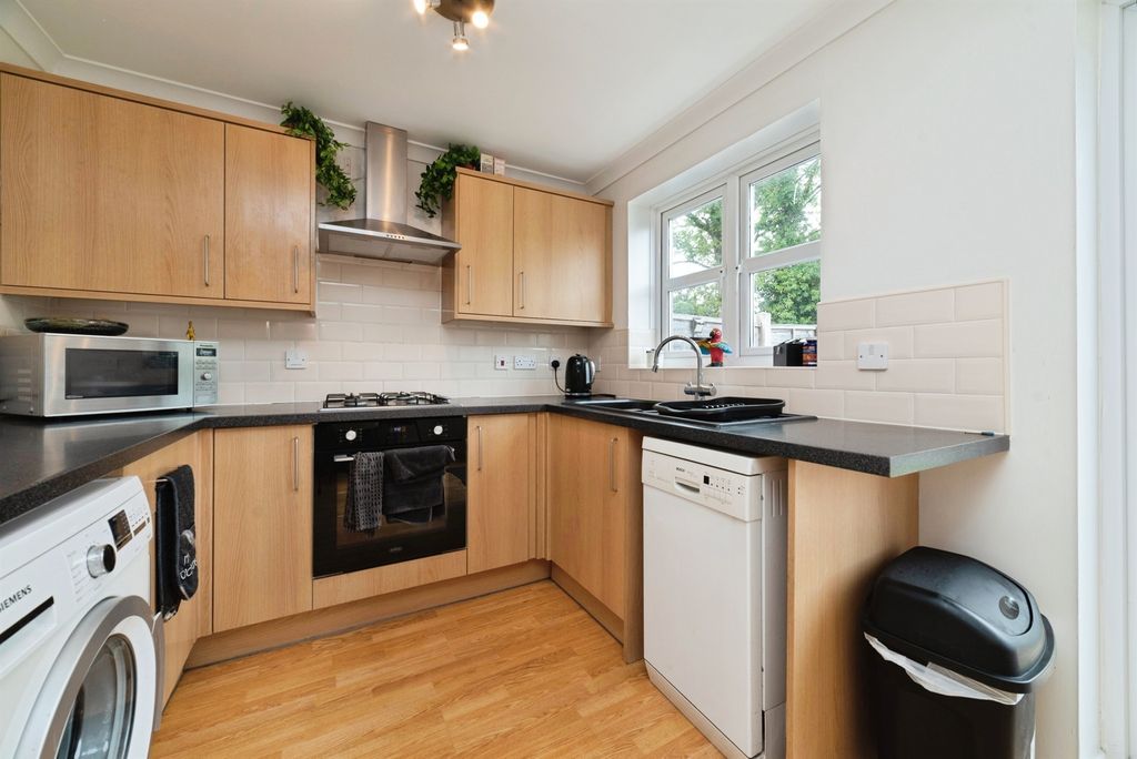 Property photo 2 of 15