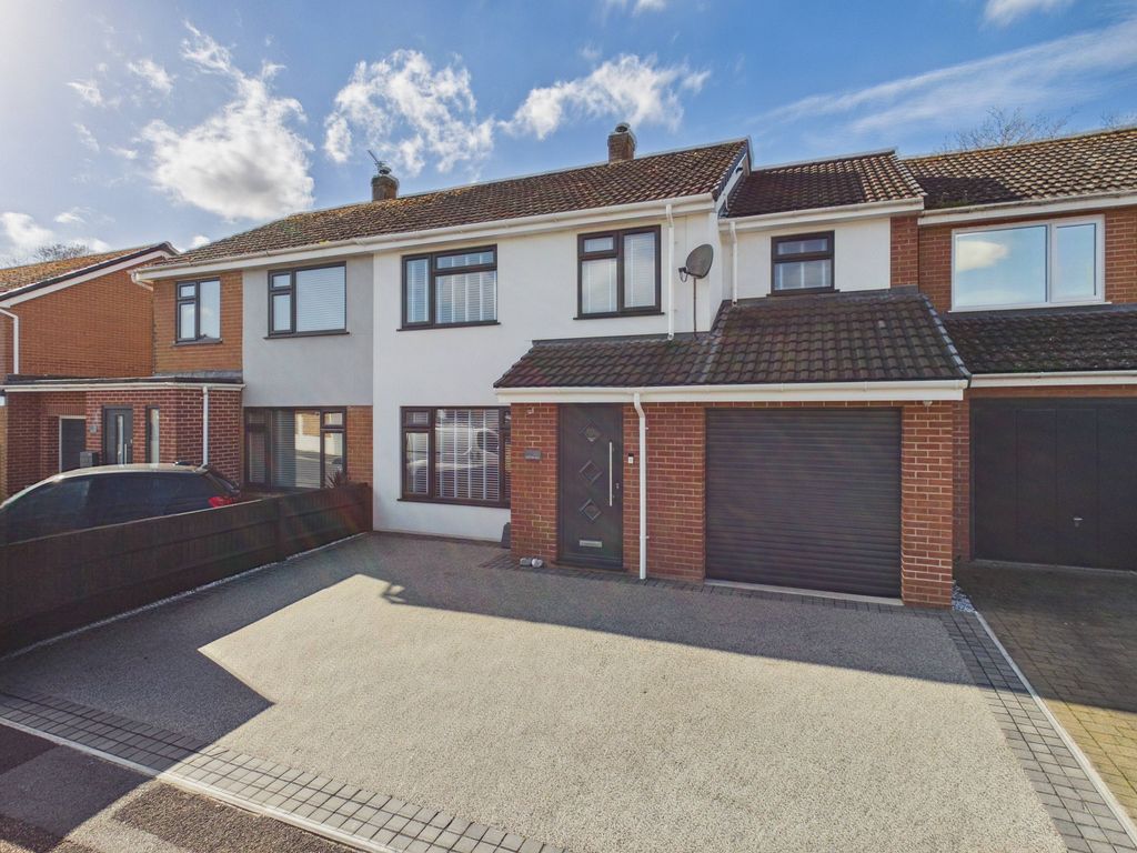 Property photo 1 of 30 Front