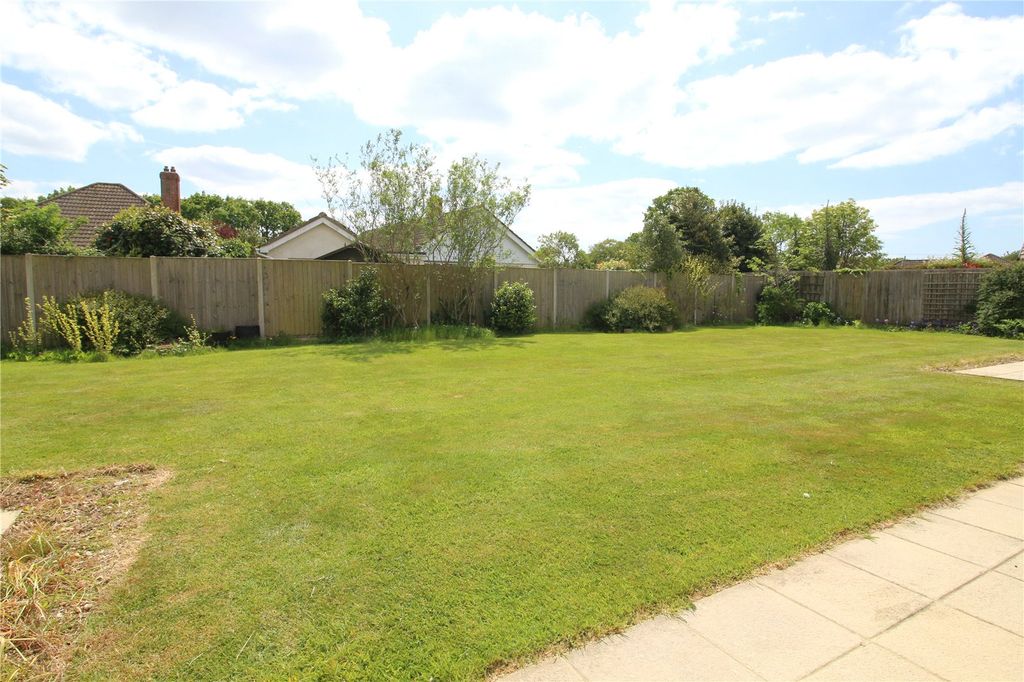 Property photo 2 of 17 Picture No. 03