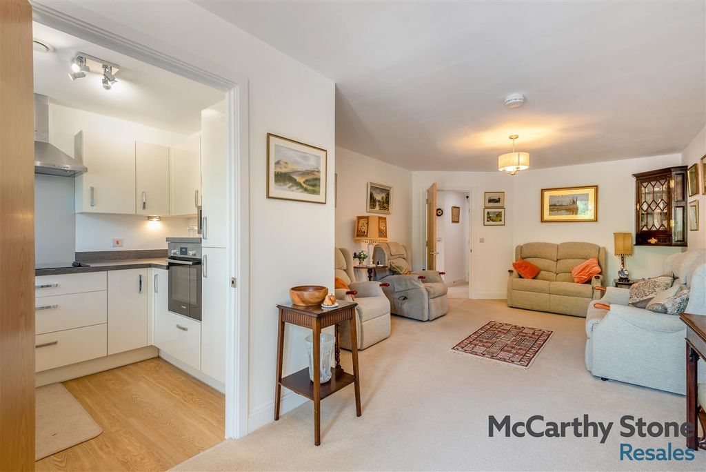 Additional image 4 of 2 bed flat for saleGibson Court, Tattershall Road, Woodhall Spa LN10