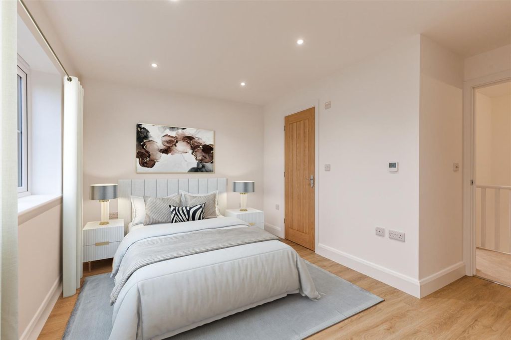 Property photo 3 of 12 Internal Example