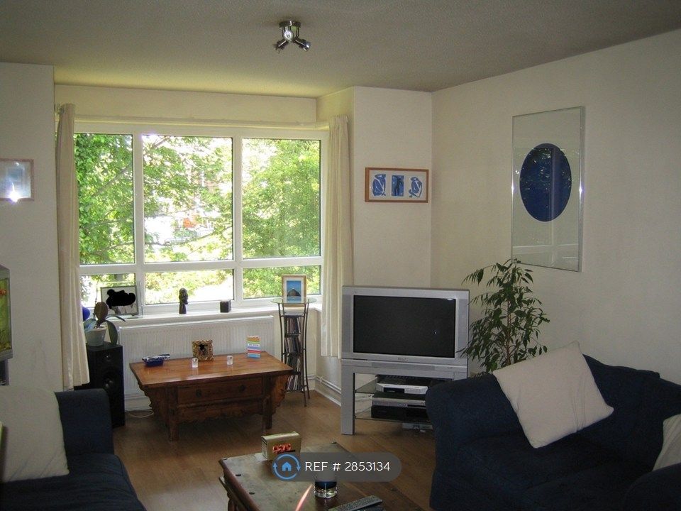 Property photo 3 of 5 Lounge / Diner