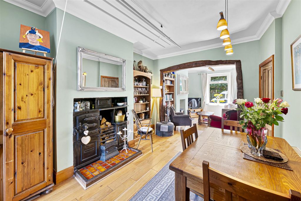 Property photo 2 of 23 Dining Room